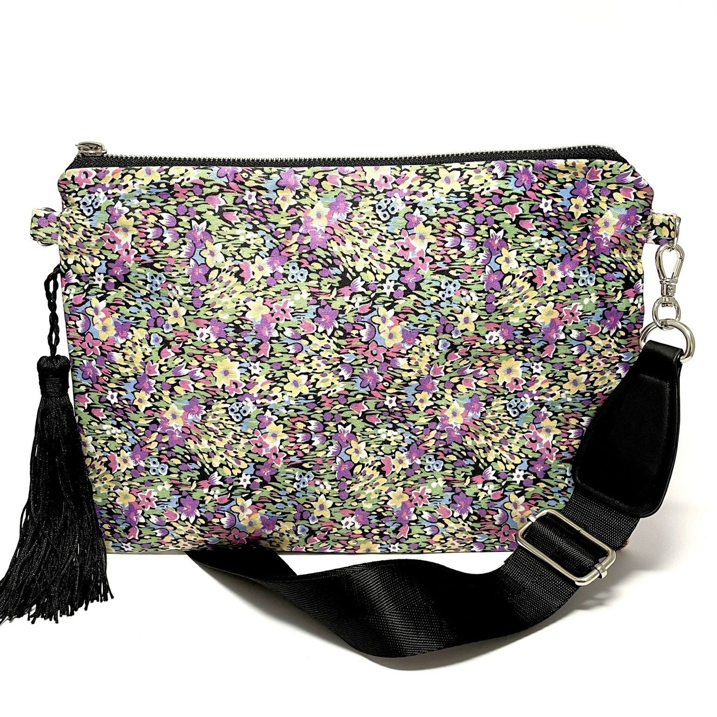 Floral boho bag with tassel