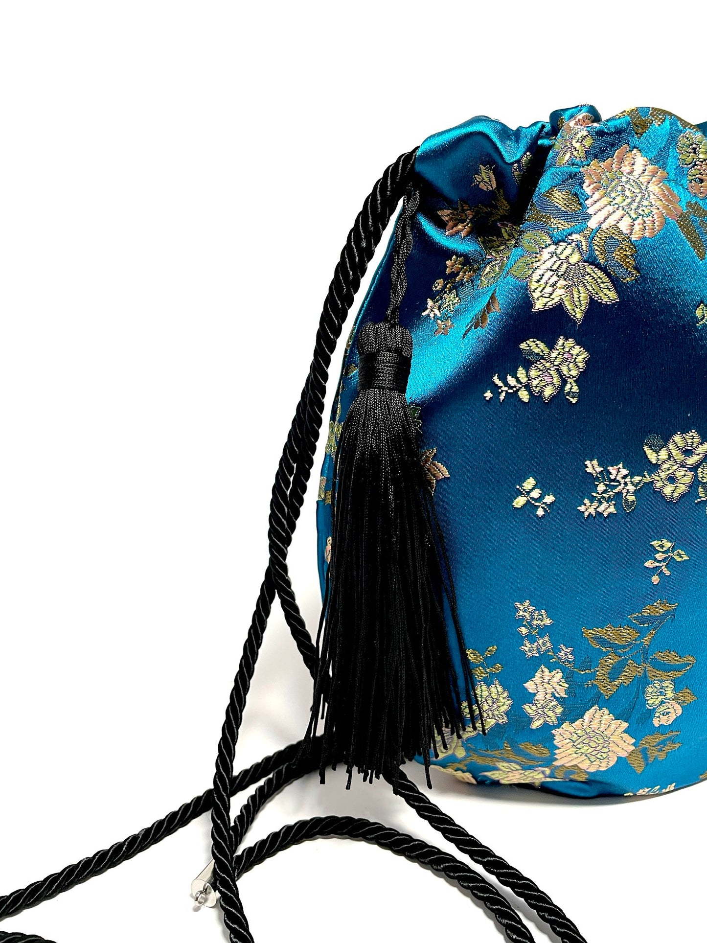 Kimono floral bucket bag