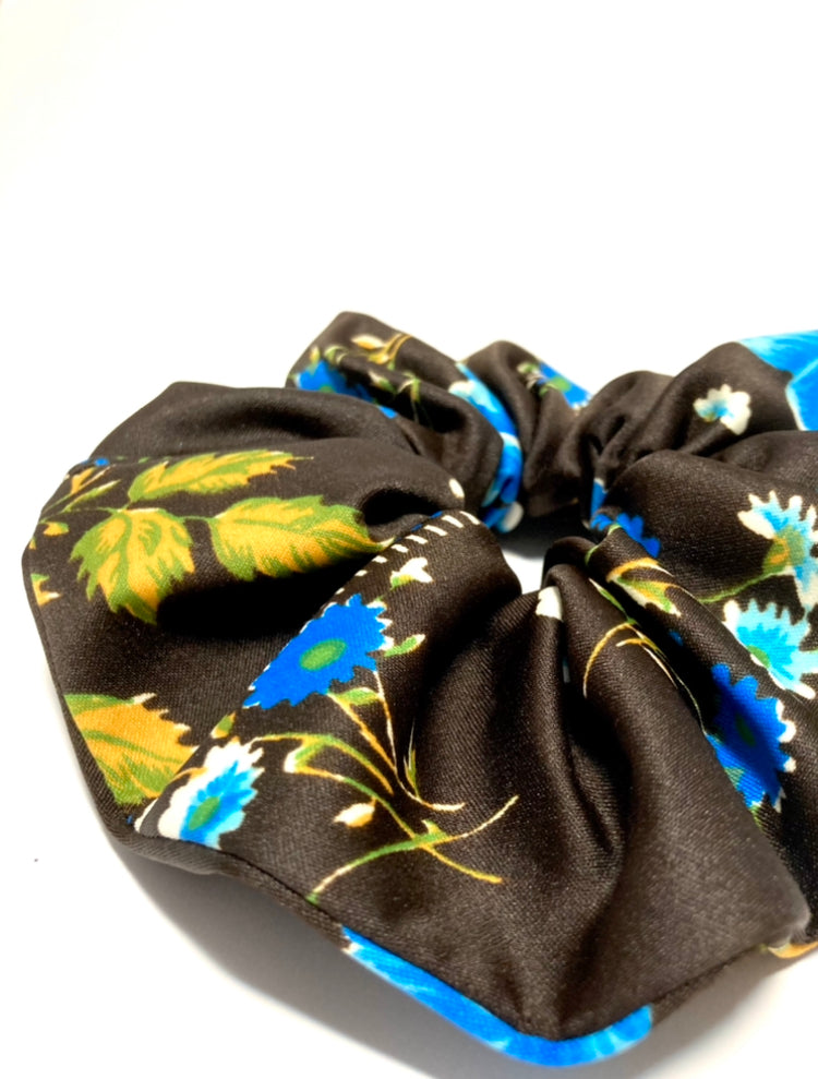 Floral scrunchie