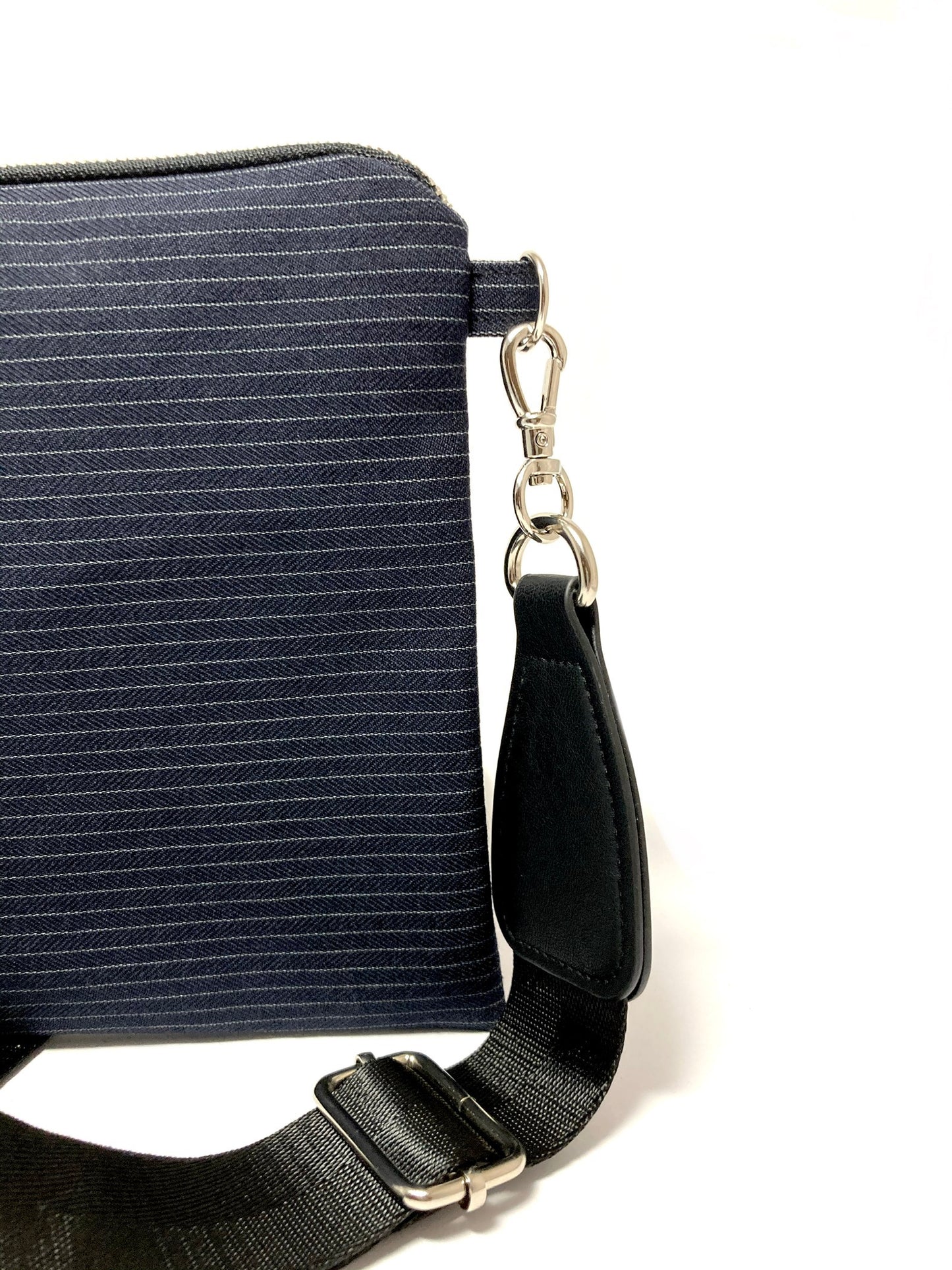 Navy blue crosssbody bag with tassel