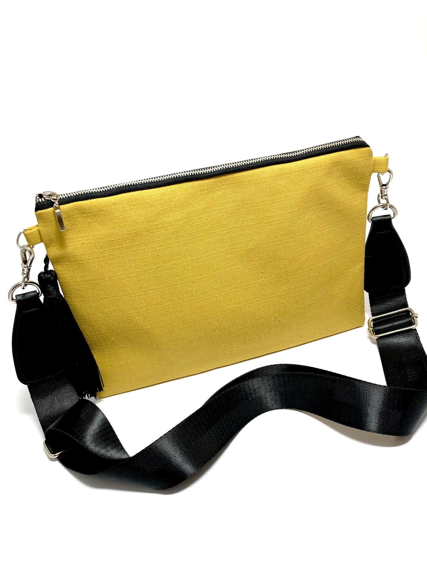Yellow crossbody bag with tassel