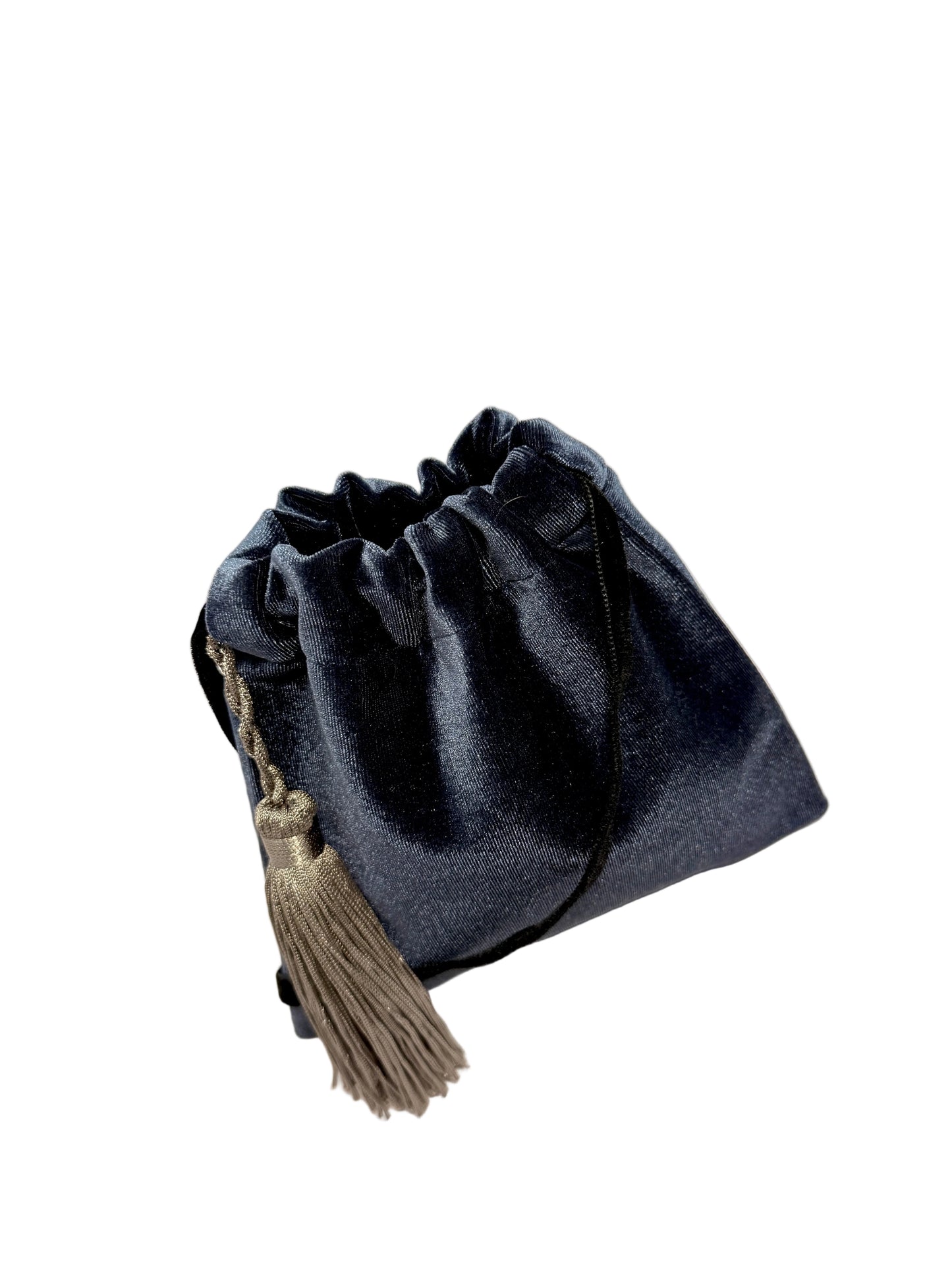 Little velvet handbag with tassel