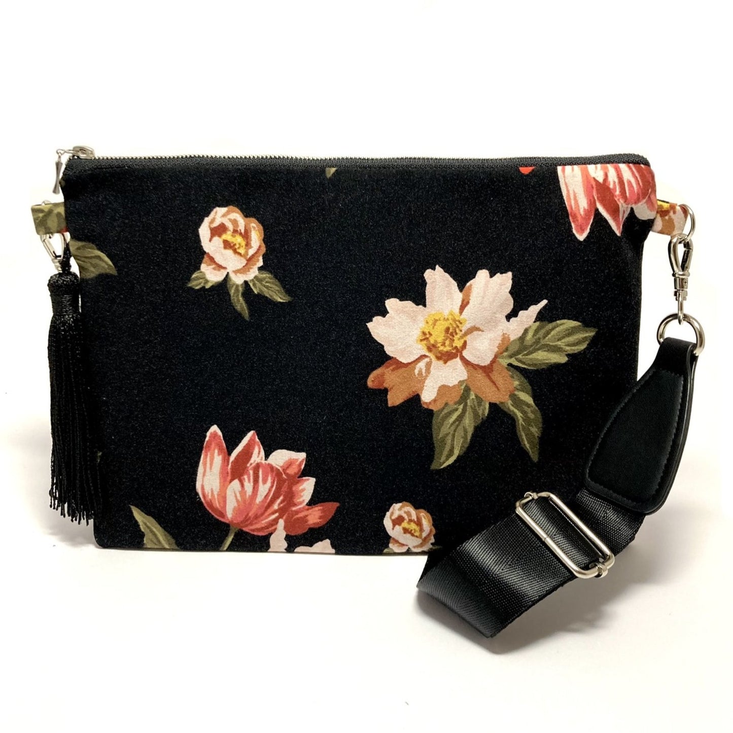 Floral boho bag with tassel